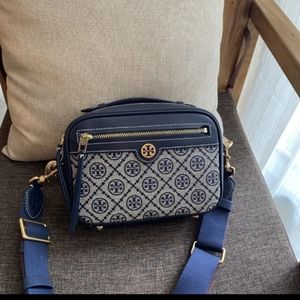 Tory burch royal navy canvas and leather camer bag